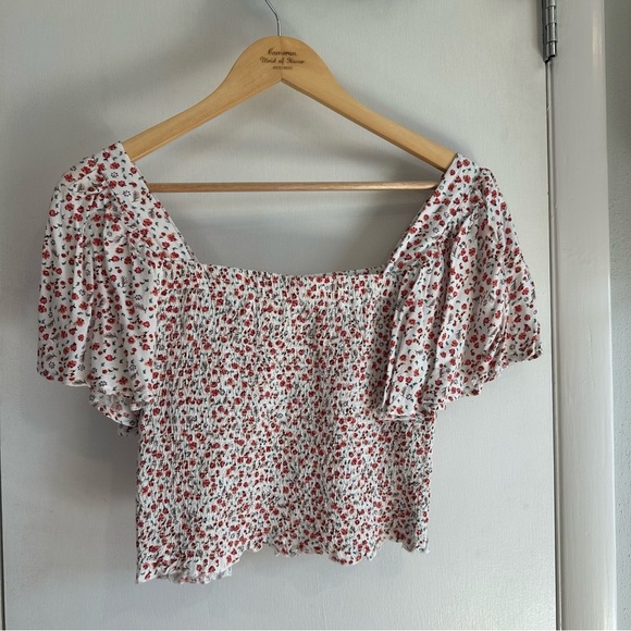 Japna Smocked Crop Top. Size: Medium. White with Red Flowers. - Picture 3 of 5